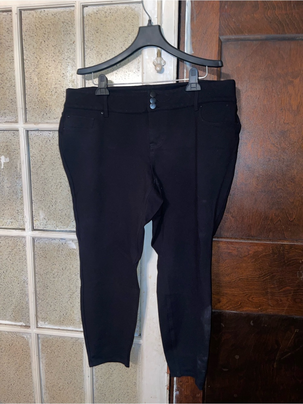 torrid Black Stretch Ankle Pants - Size 20R